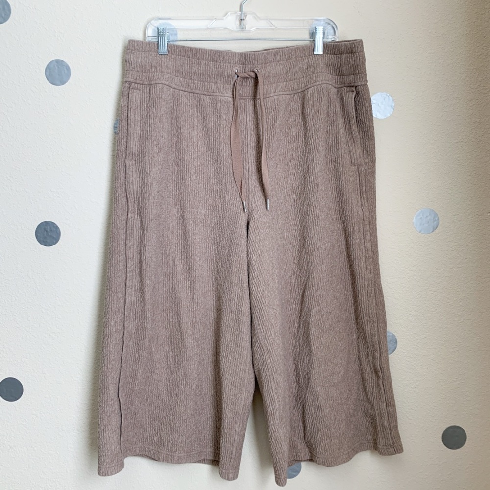 lululemon athletica retreat yourself pants